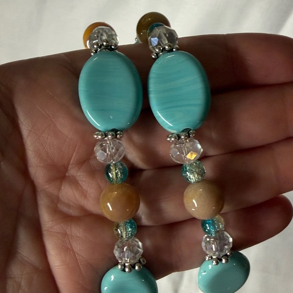 Handcrafted “The Tropical Leaf” Necklace - Picture 6 of 6